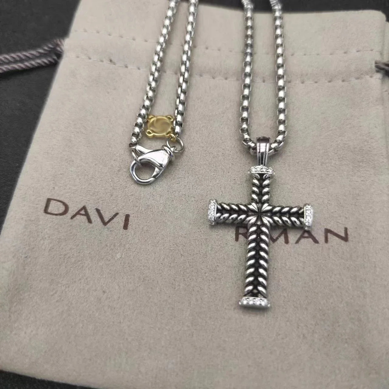 DY Classic Pendant Necklaces Elegant Designs Suitable for Men and Women