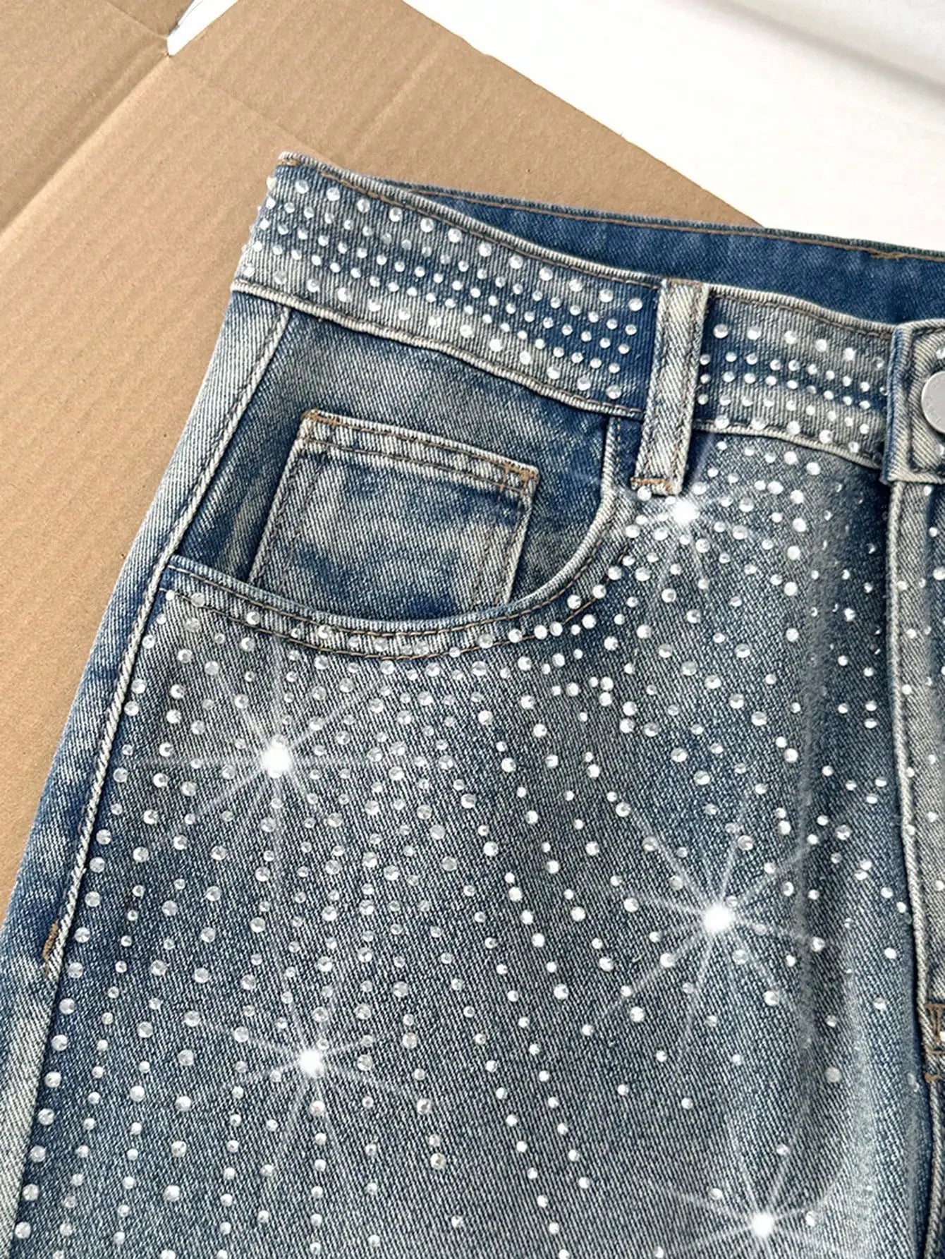 Rhinestone Embellished Straight Leg Blue Jeans