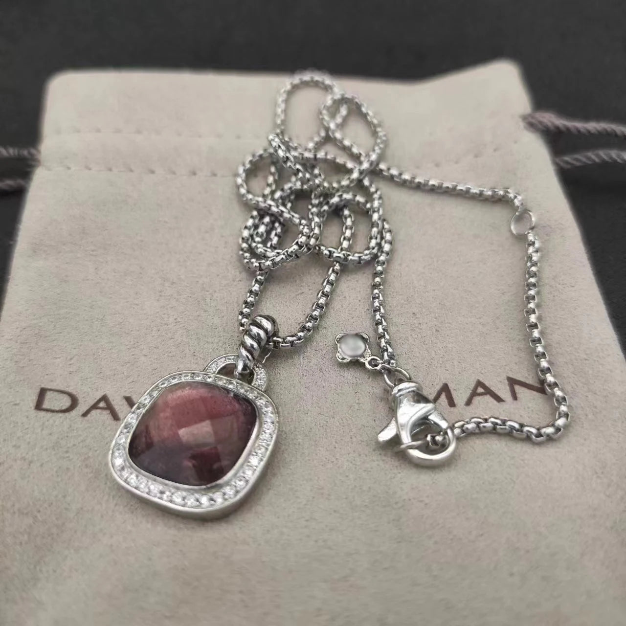 DY Classic Pendant Necklaces Elegant Designs Suitable for Men and Women