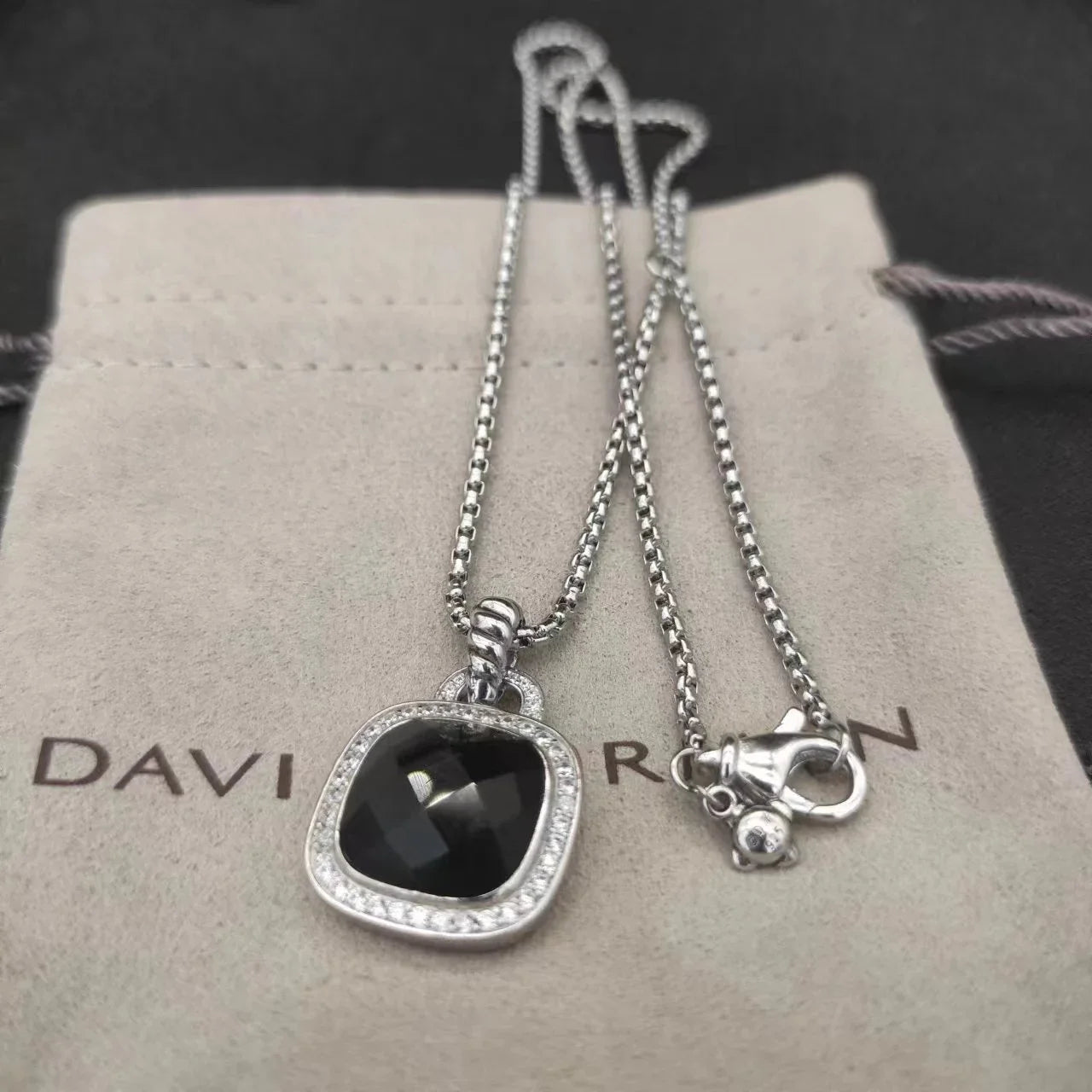 DY Classic Pendant Necklaces Elegant Designs Suitable for Men and Women